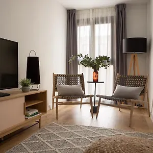 One Bedroom 1202 Appartement